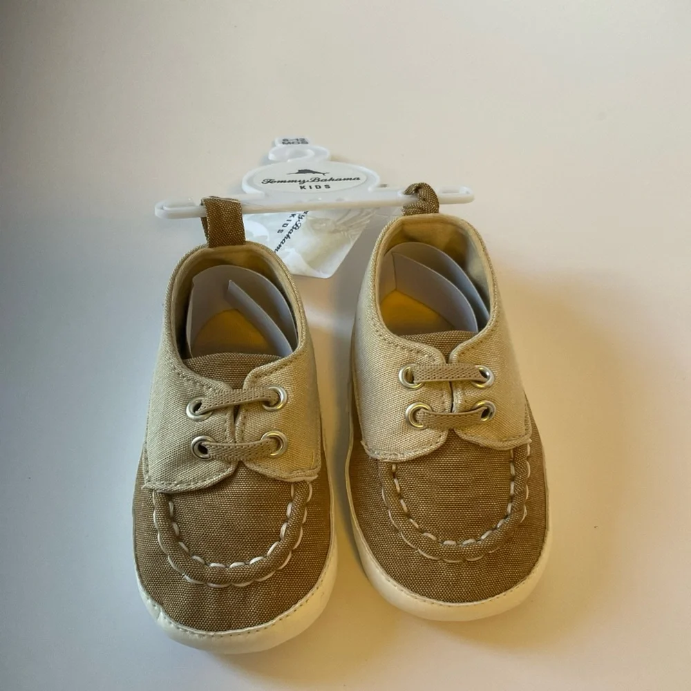Tommy Bahama Shoes Size 6-12M